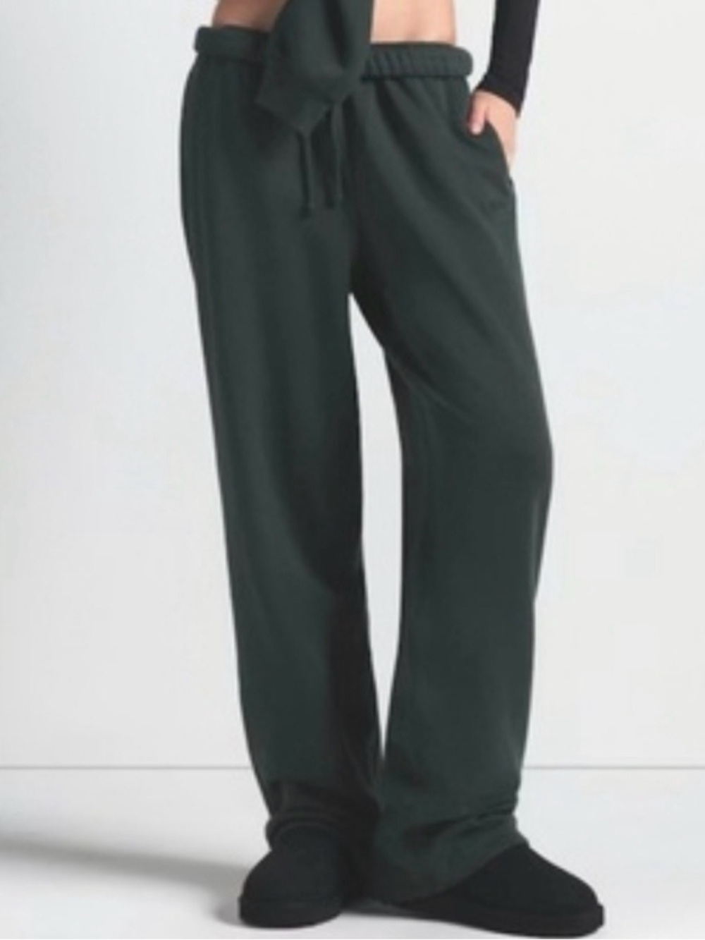 SKIMS Dark Green Wide-Leg Track Pants